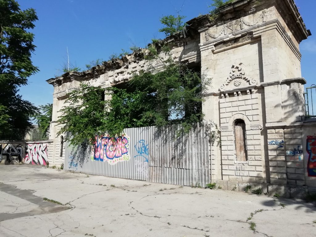 Stadionul Republican'ın giriş kapısı, Kişinev