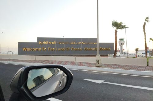 Barış Şehri yazısı, Şarm El-Şeyh Havaalanı