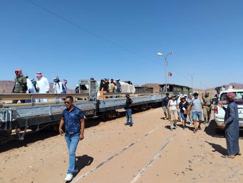 Wadi Rum Tren İstasyonu'ndaki turistik tren, Ürdün