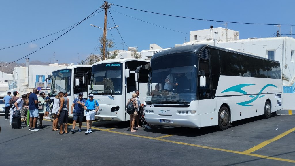 Fabrika Otobüs Durağı, Mikonos, Yunanistan