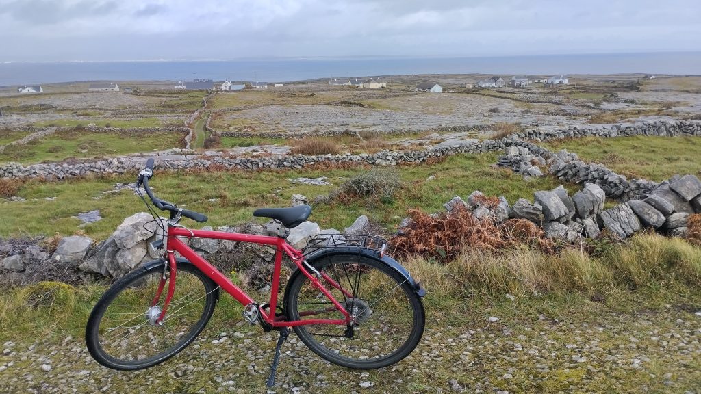 Bisiklet ve manzara, Inis Mór, İrlanda